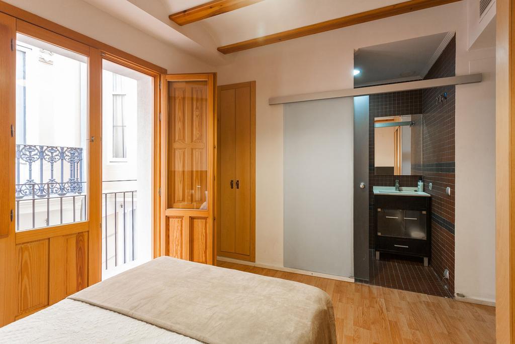 Like Apartments Lonja Valencia Kültér fotó
