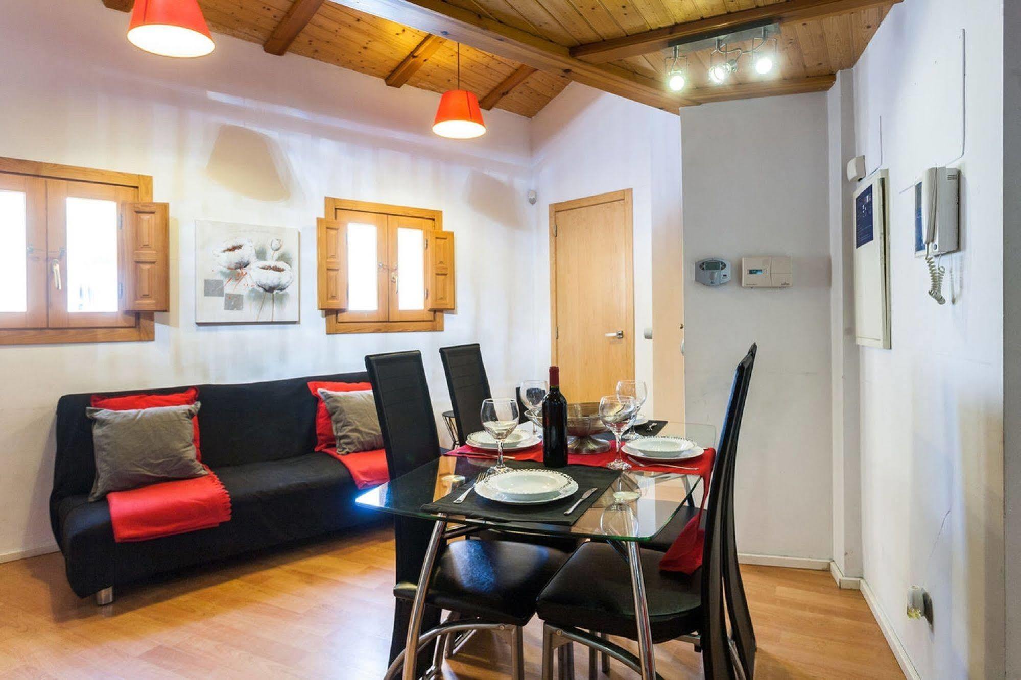 Like Apartments Lonja Valencia Kültér fotó