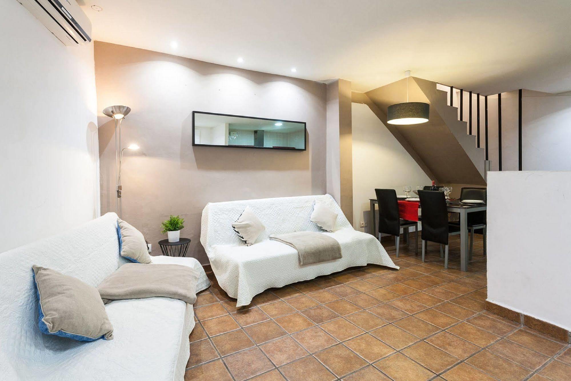 Like Apartments Lonja Valencia Kültér fotó